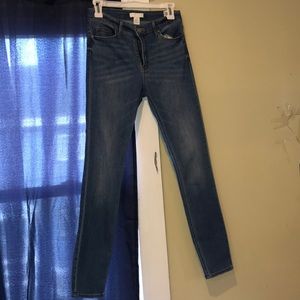 Skinny jeans